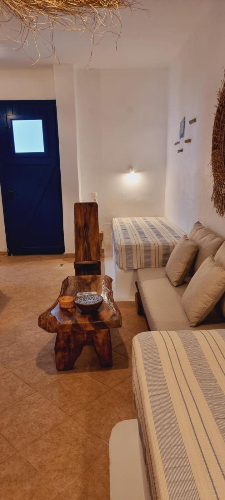 Syros Apartments Suites Chryssonisos Kini المظهر الخارجي الصورة