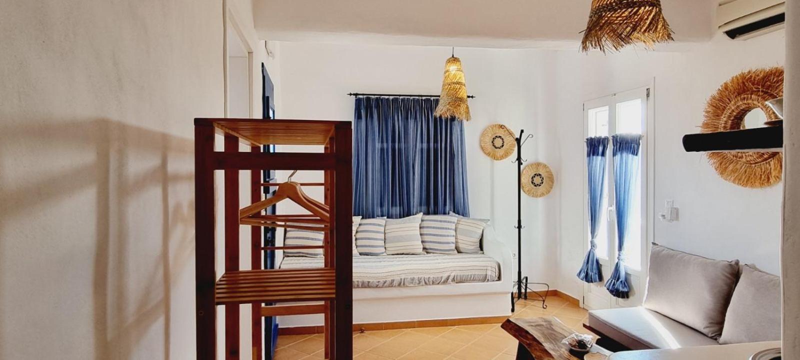 Syros Apartments Suites Chryssonisos Kini المظهر الخارجي الصورة