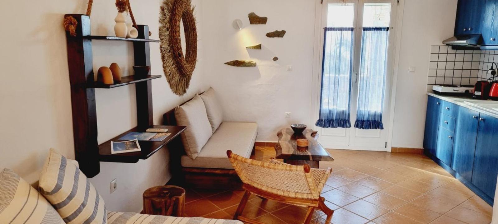 Syros Apartments Suites Chryssonisos Kini المظهر الخارجي الصورة
